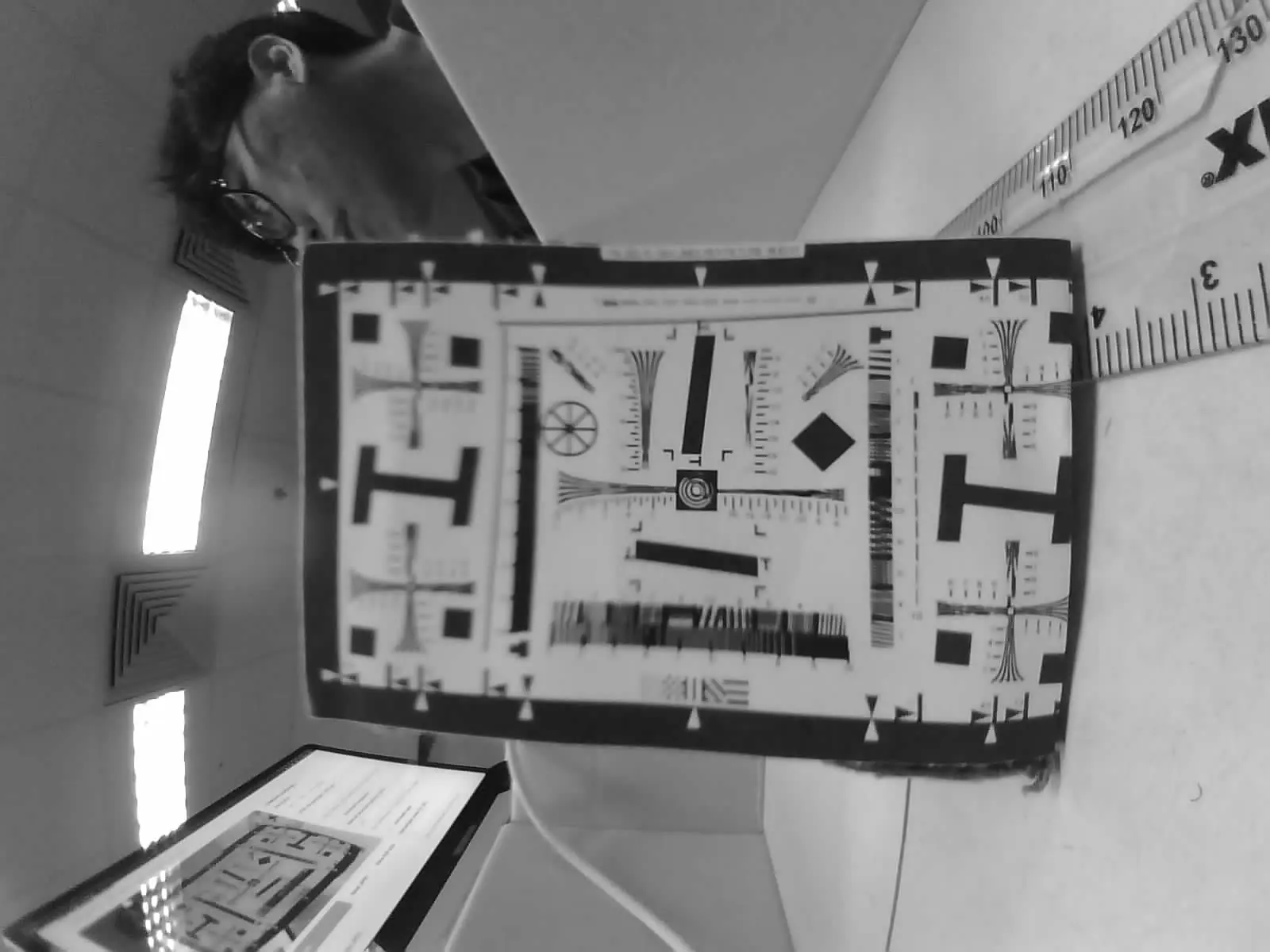 The 160° lens at 4 cm on the ISO 12233 chart