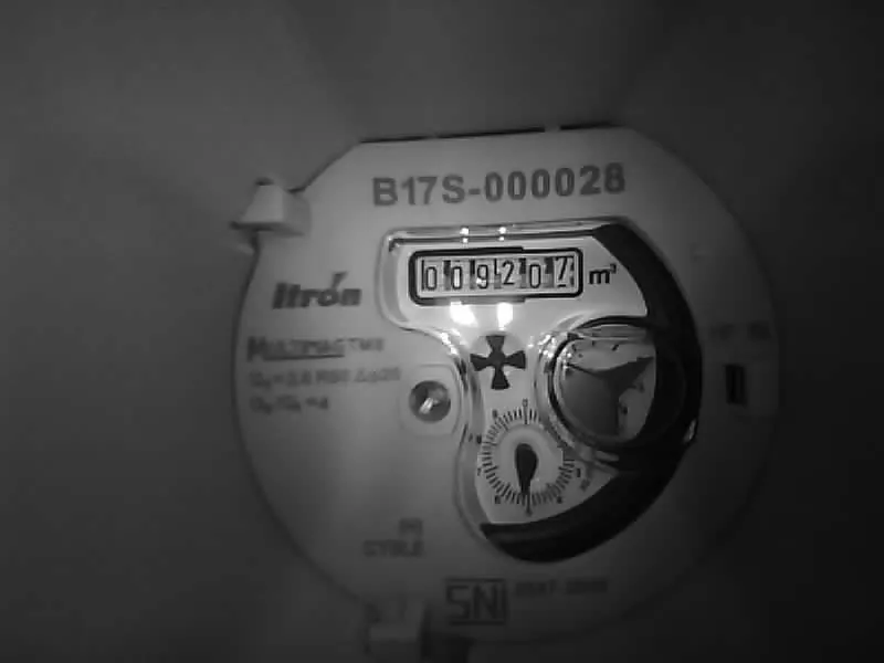 The meter captured at 800 by 600